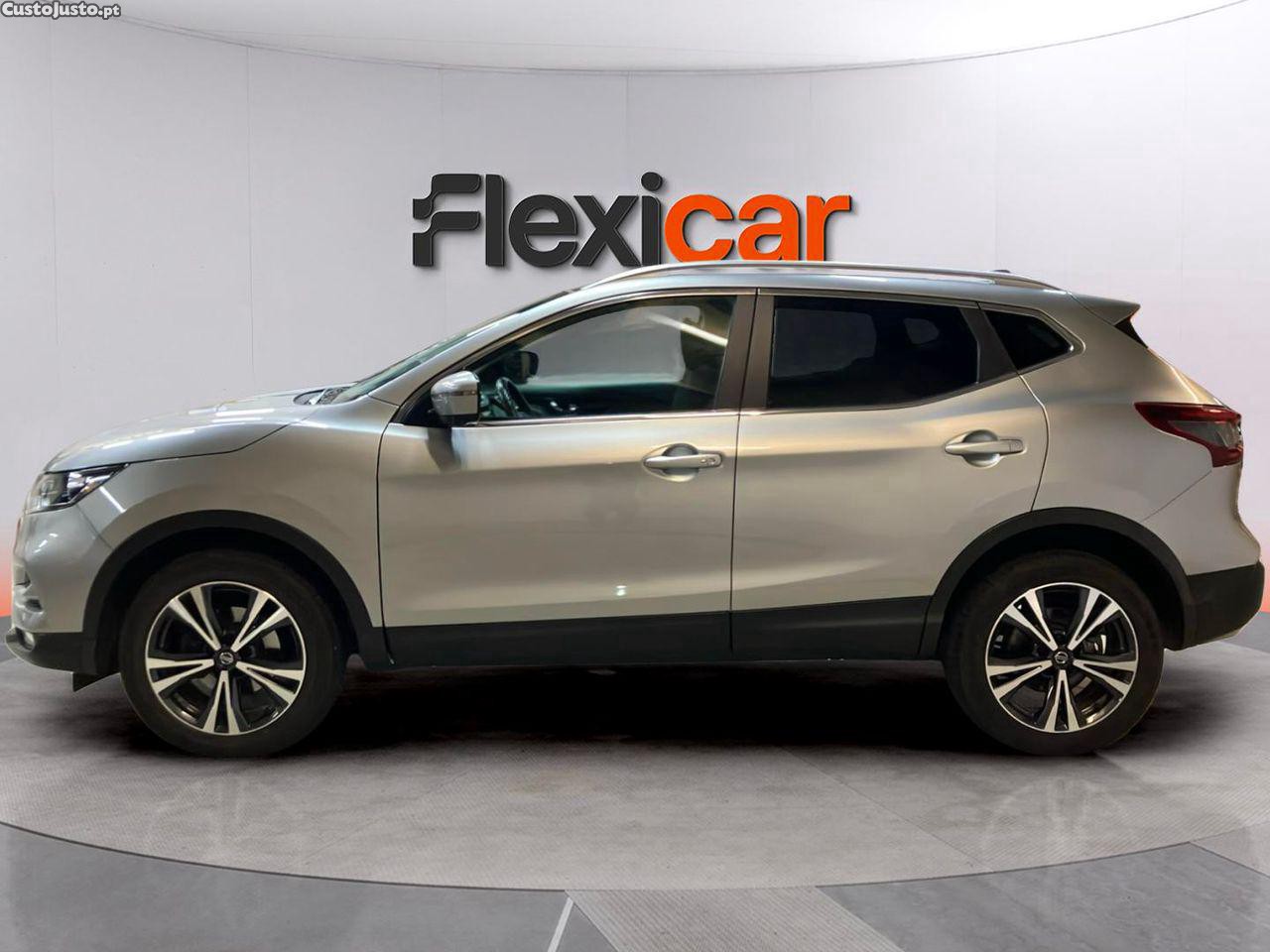 Nissan Qashqai 1.3 DIG-T N-Connecta J18 — fotografia 24