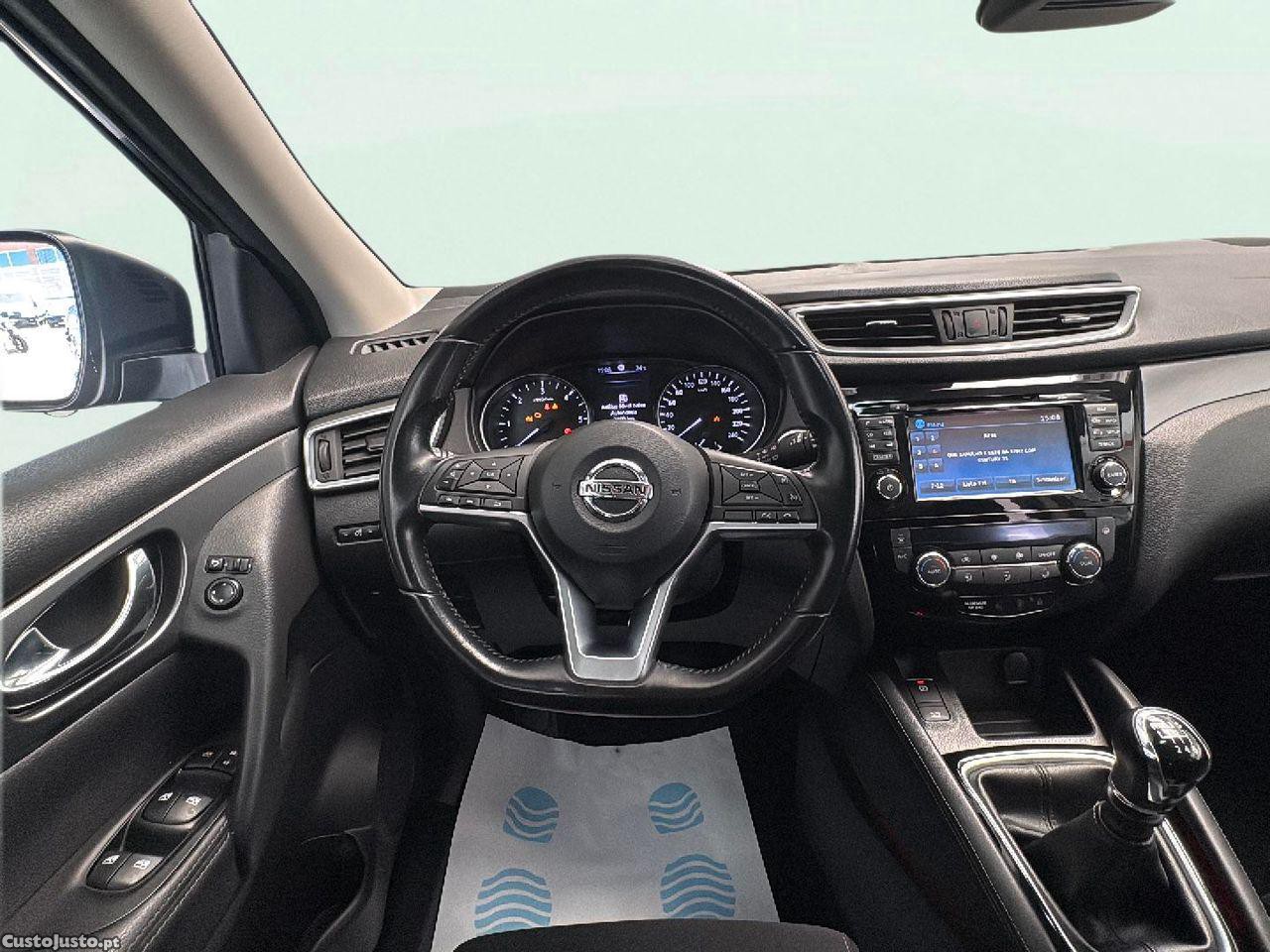 Nissan Qashqai 1.5 dCi N-Connecta — fotografia 6