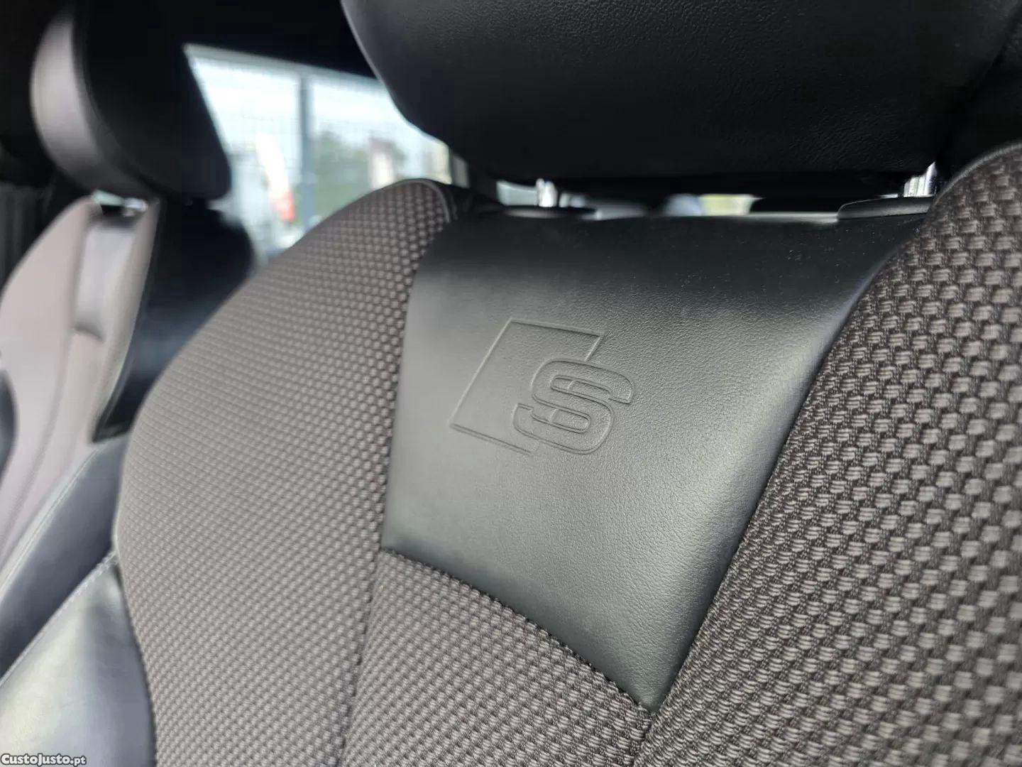 Audi A3 1.6 tdi s-line s tronic — fotografia 12