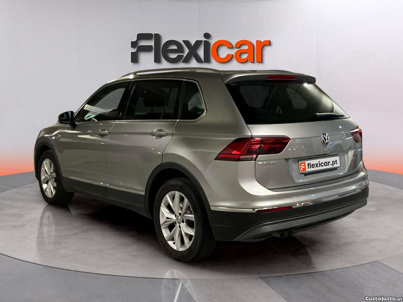 Volkswagen Tiguan 2.0 TDI Highline — fotografia 21
