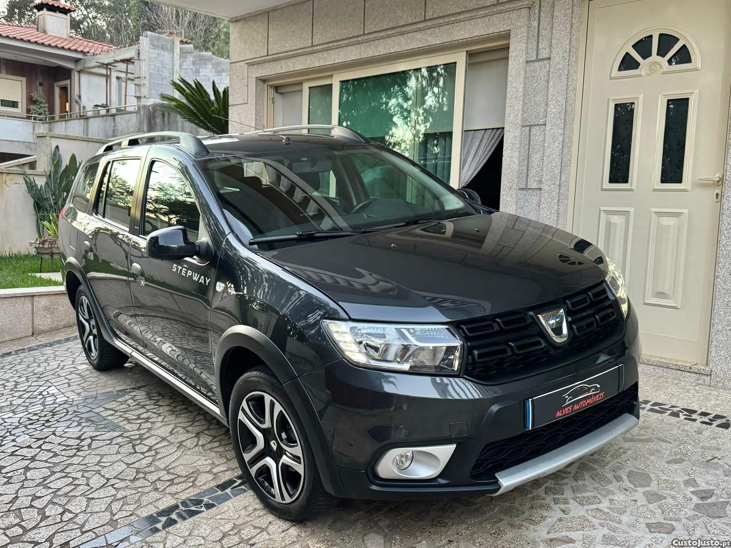 Dacia Logan MCV STEPWAY 2018 — photo 4