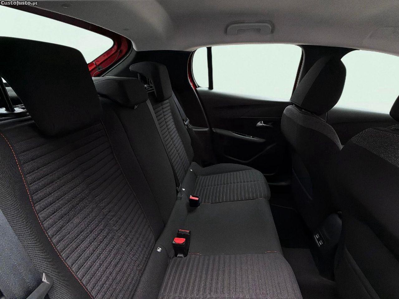 Peugeot 208 PureTech 100 EAT8 Active Pack — fotografia 5