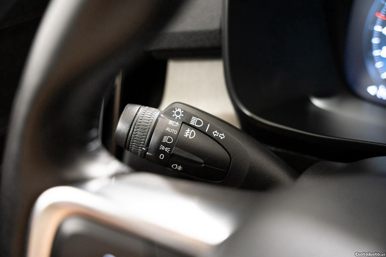Volvo XC 40 1.5 T5 PHEV Inscription — fotografia 10
