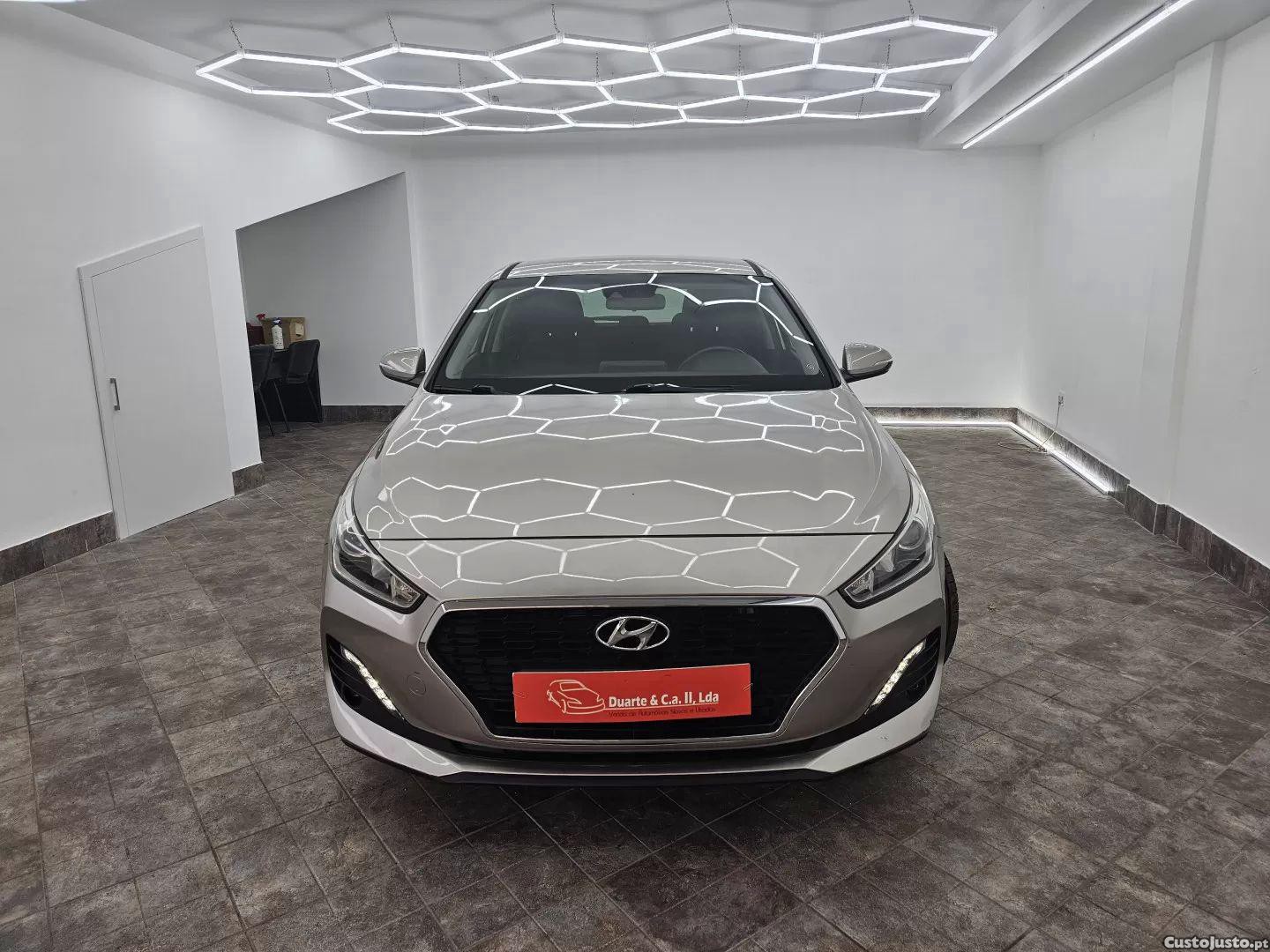 Hyundai i30 1.0 t-gdi style — fotografia 23