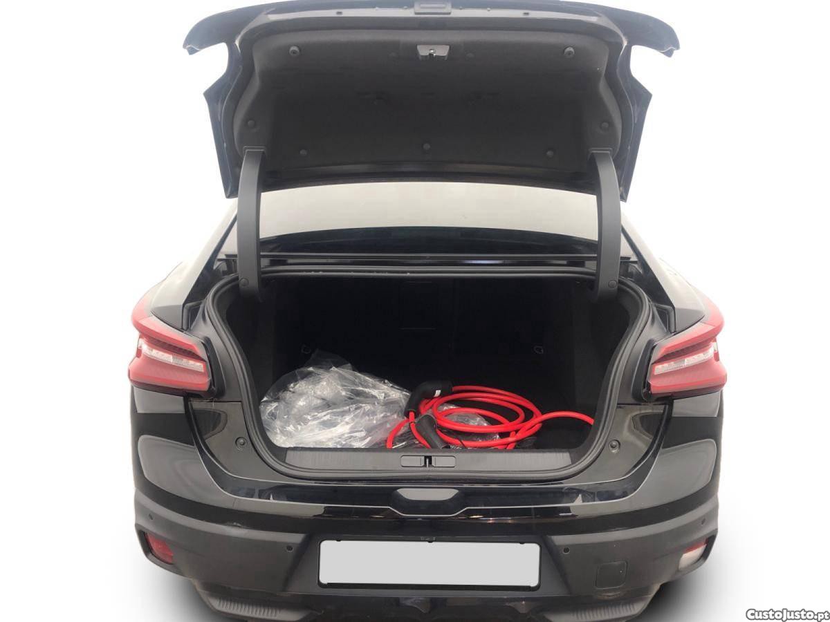 Citroën e-C4 50 kWh Shine — fotografia 3