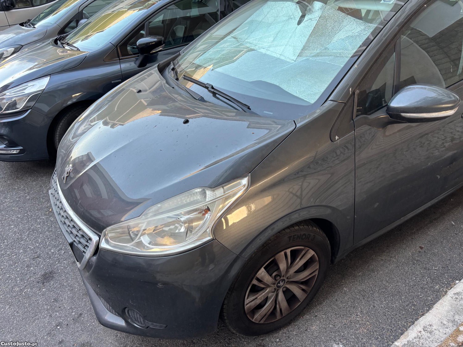 Peugeot 208 . — fotografia 5