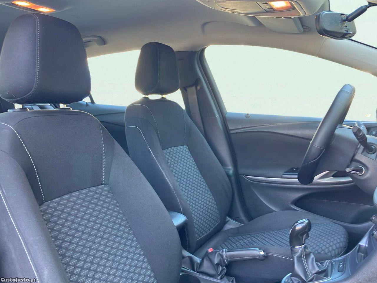 Opel Astra 1.6 CDTI Edition S/S — fotografia 4