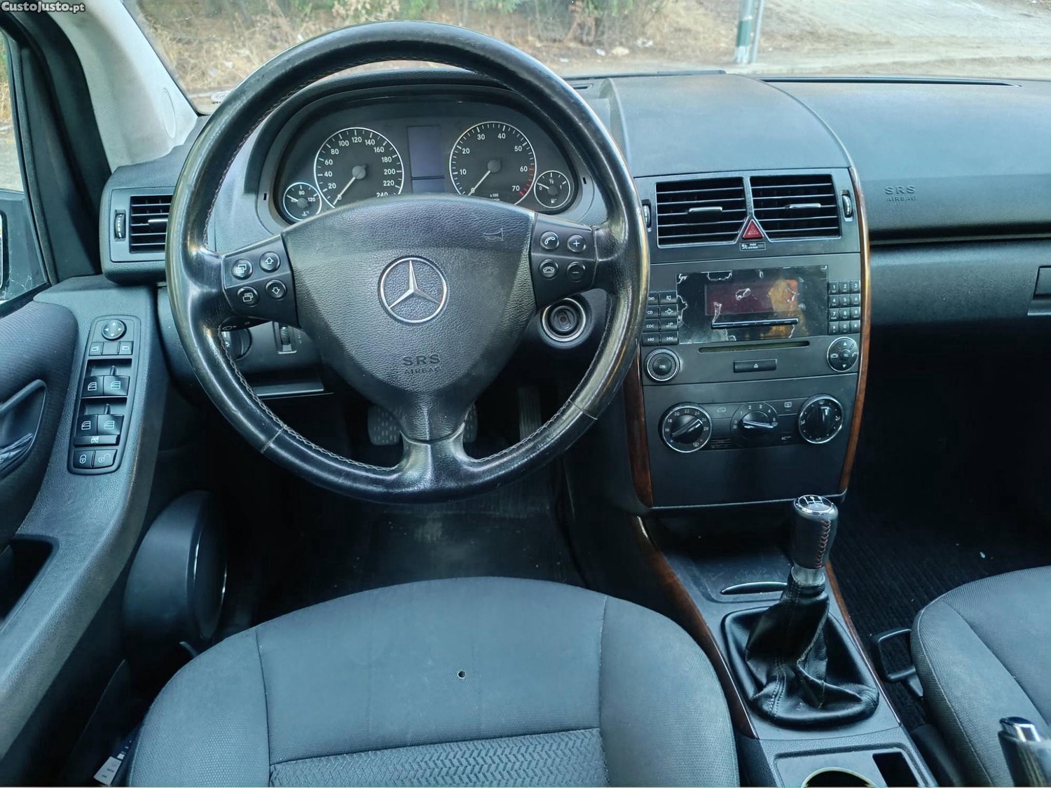 Mercedes-Benz A 170 c/ Revisão — fotografia 6