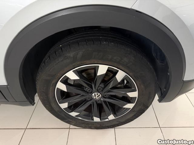 Volkswagen T-Cross 1.0 TSI Life DSG — fotografia 13