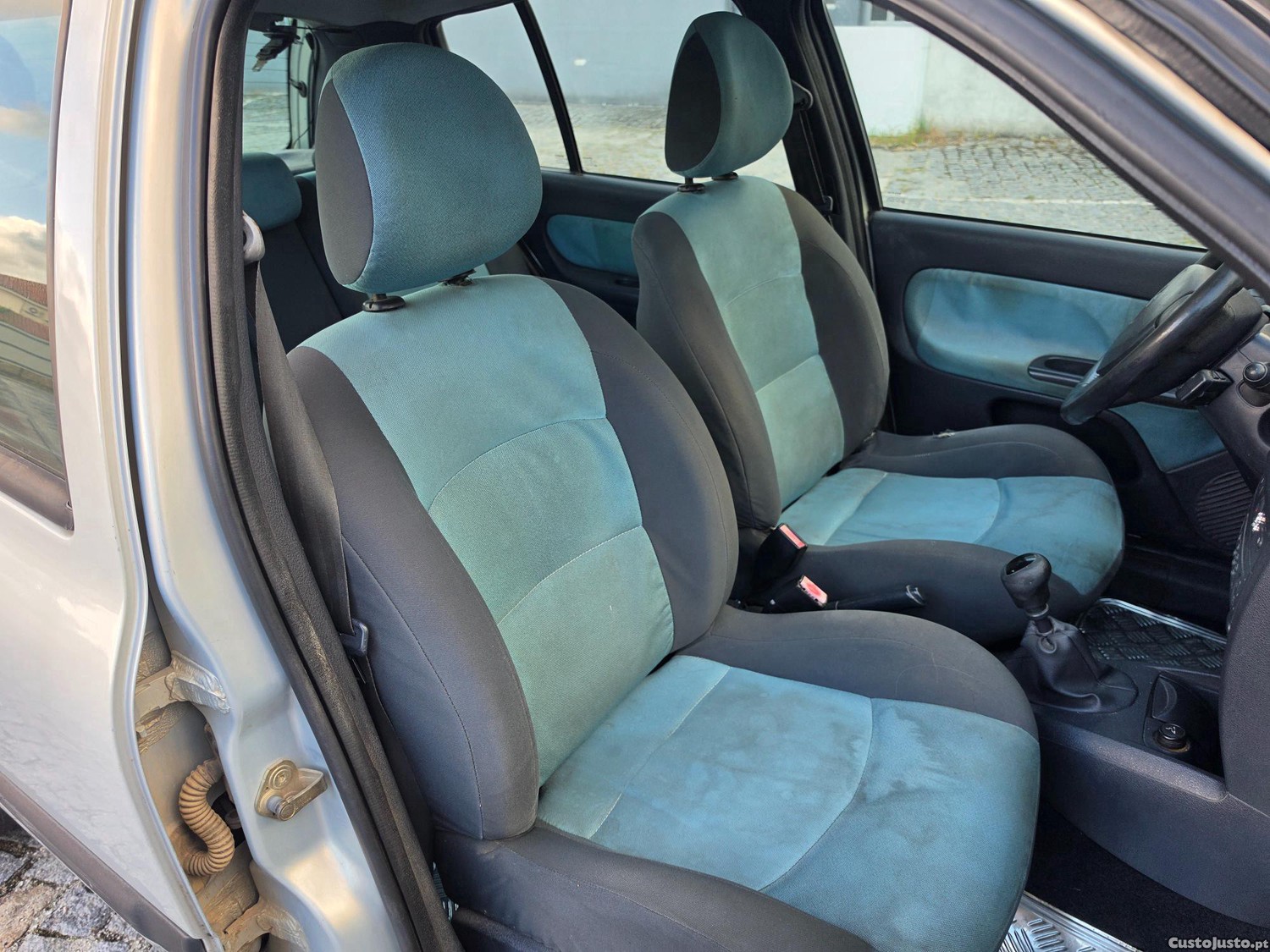 Renault Clio 1.5 Dci5 lugares — fotografia 3