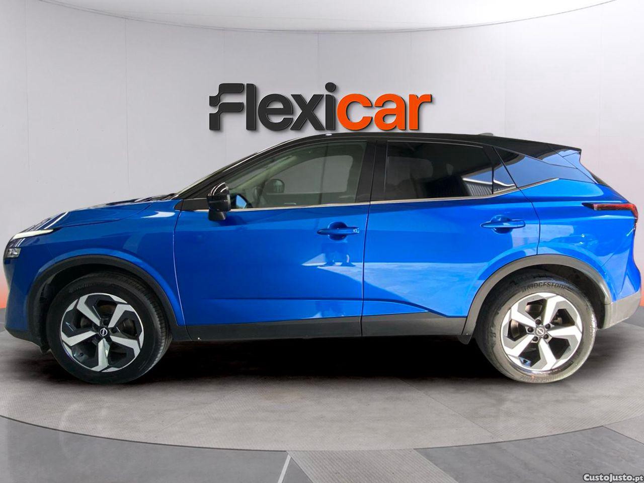 Nissan Qashqai 1.3 DIG-T N-Connecta — fotografia 17