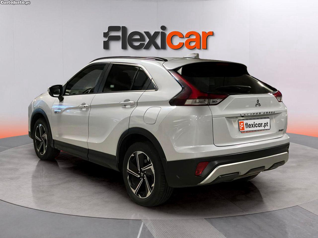 Mitsubishi Eclipse Cross 2.4 PHEV eMotion — fotografia 20