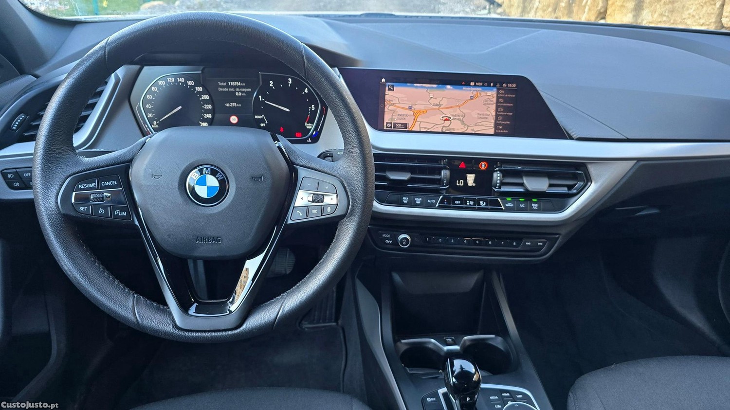 BMW 116 d Auto Lounge — fotografia 18