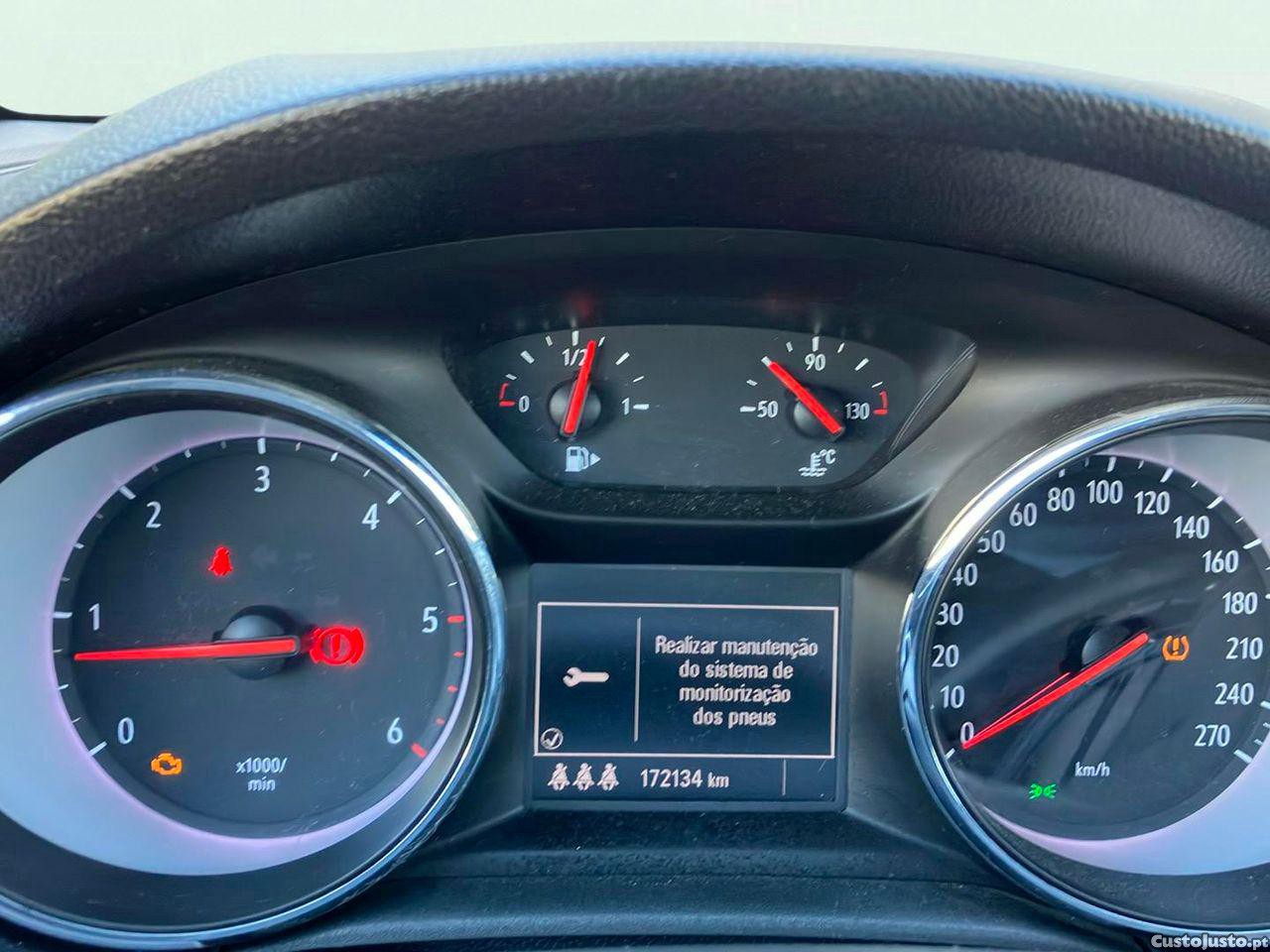 Opel Astra 1.6 CDTI Edition S/S — fotografia 8