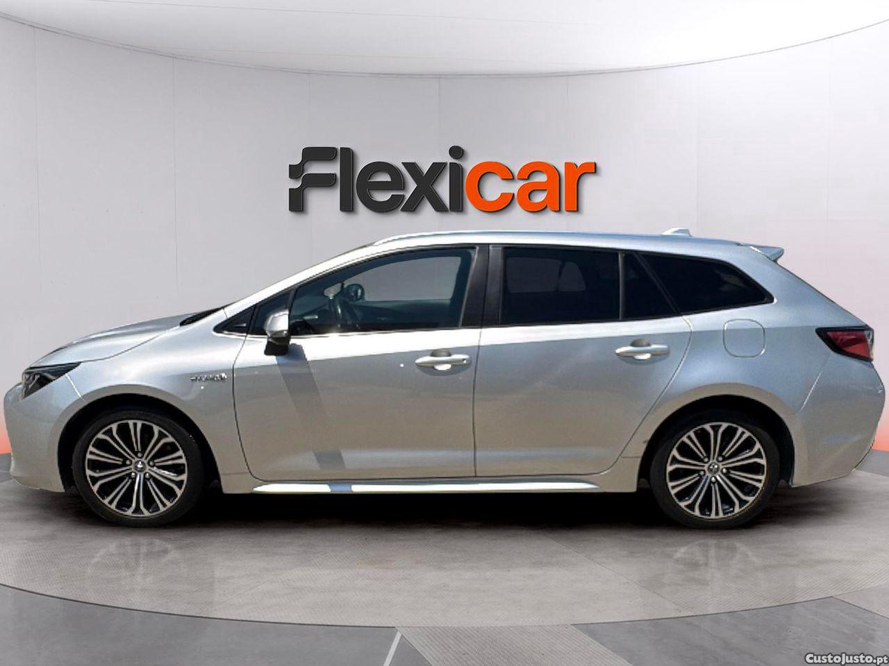 Toyota Corolla Touring Sports 1.8 Hybrid Comfort — fotografia 14