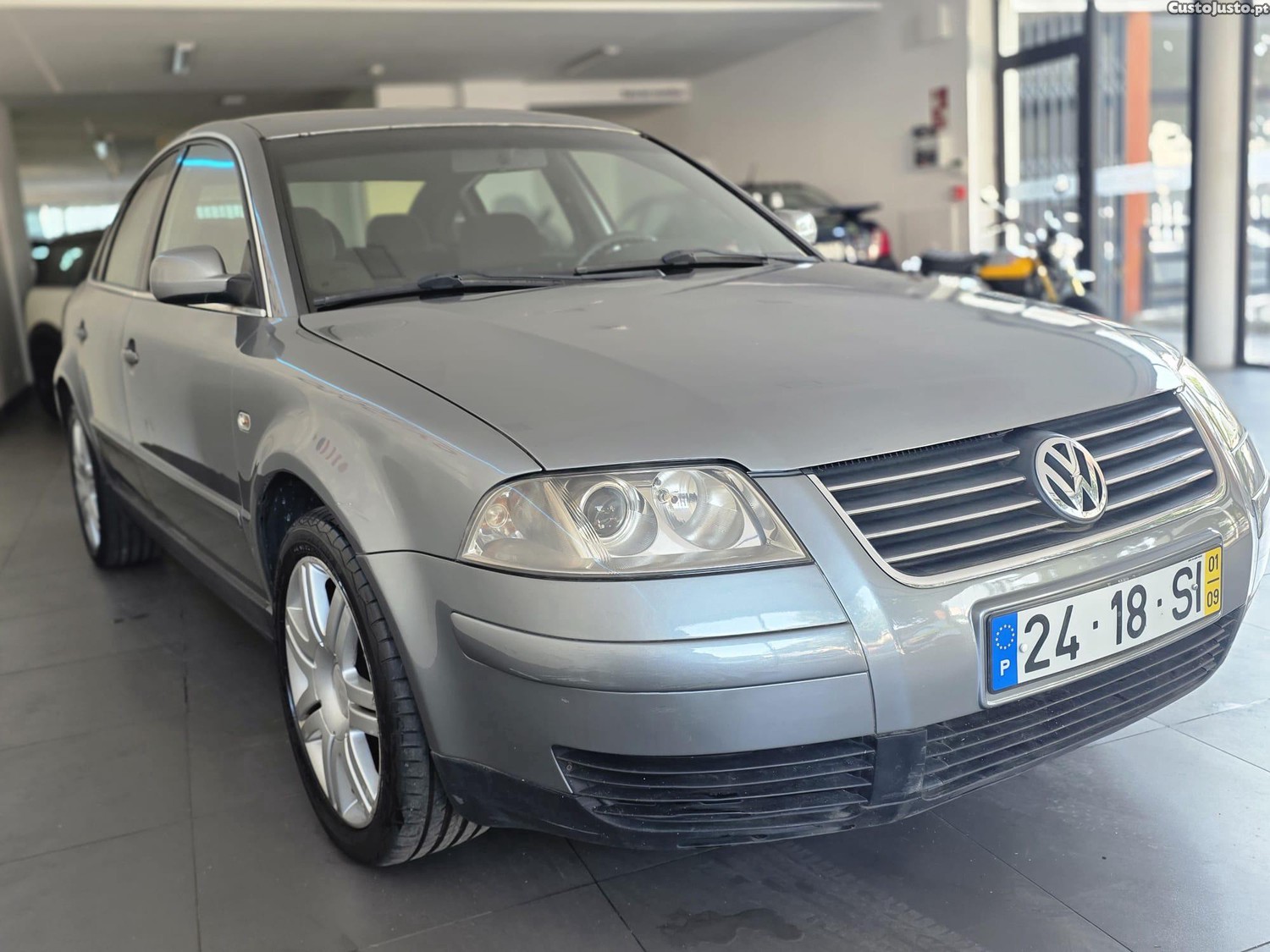 Volkswagen Passat (3Bg) — fotografia 9