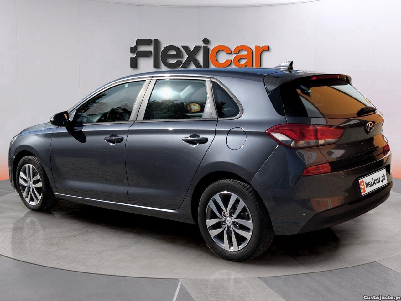 Hyundai i30 1.0 T-GDI Comfort+Navi — fotografia 13