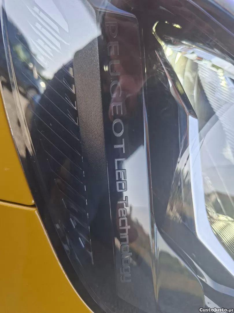 Peugeot 208 1.2 puretech allure pack — fotografia 6