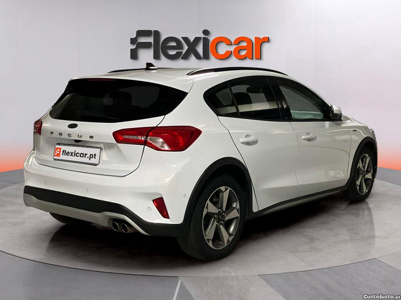 Ford Focus 1.0 EcoBoost Active X Aut. — fotografia 19