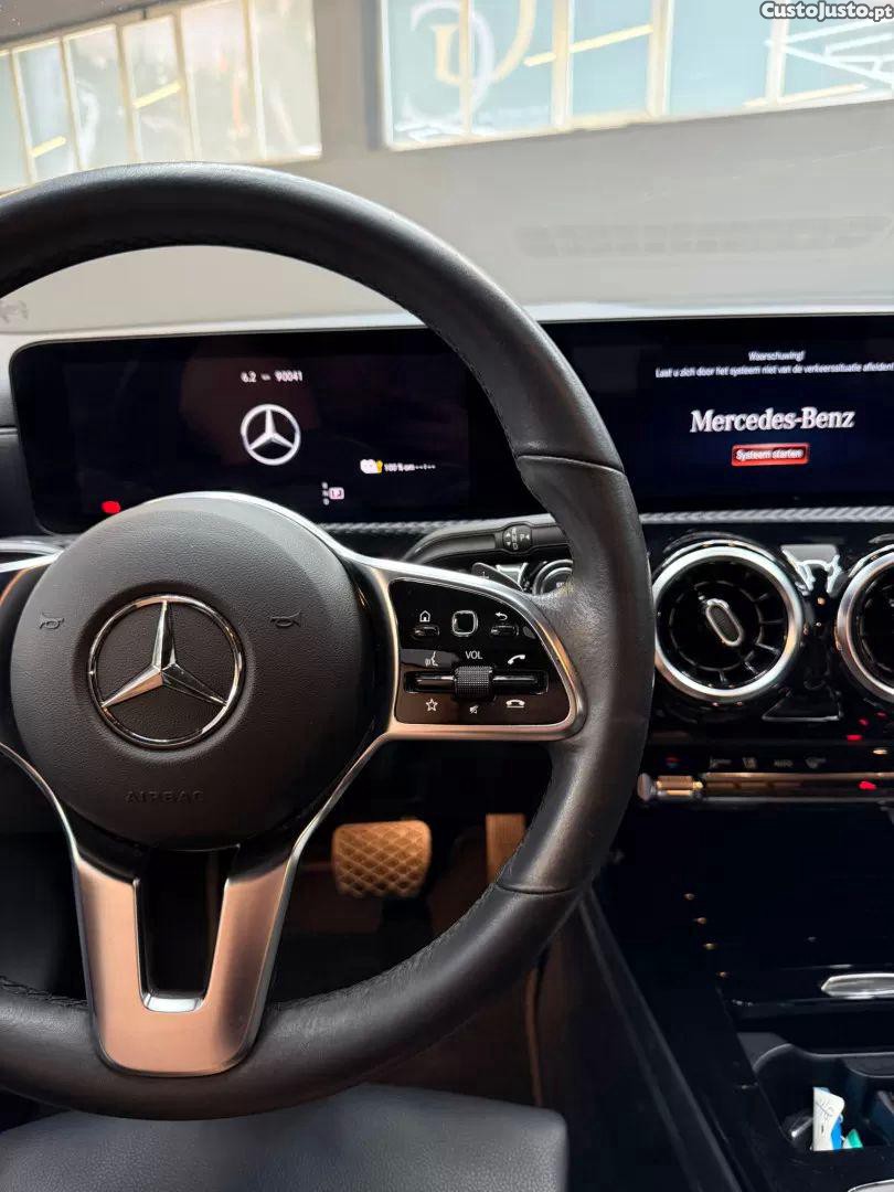 Mercedes-Benz CLA 250 E shooting brake progressive — fotografia 14