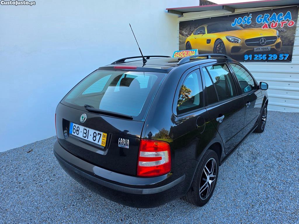 Skoda Fabia 1.2i 12v 100.000km 03/2006 — fotografia 10