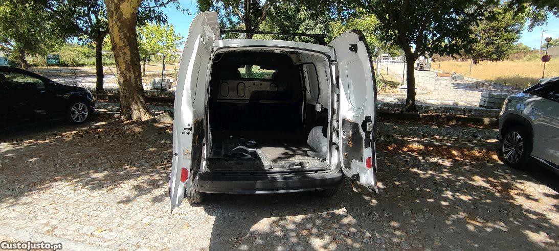 Renault Kangoo vend troc retomo carro mota — fotografia 5