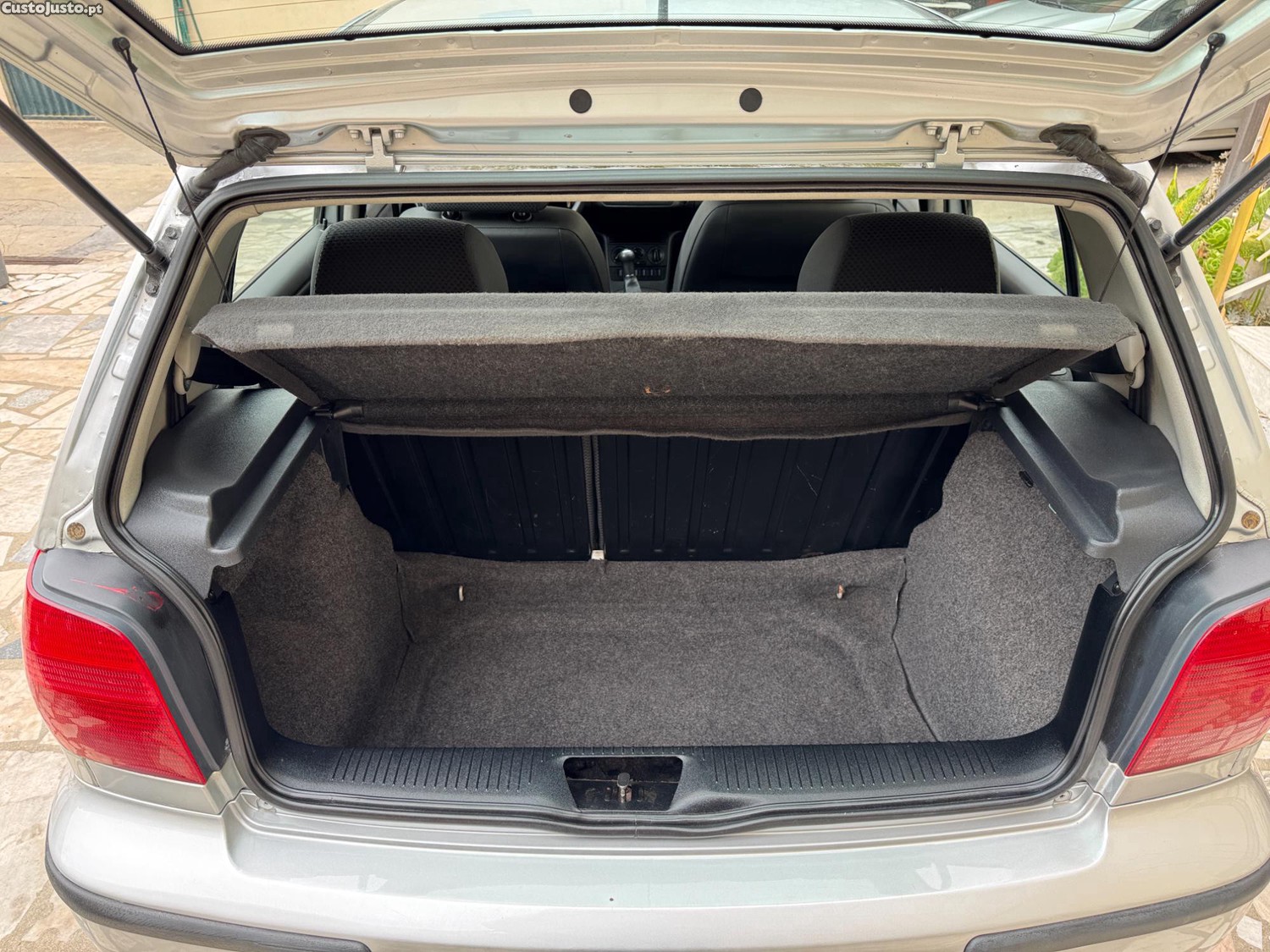 Volkswagen Polo 1.0 Trendline — fotografia 9