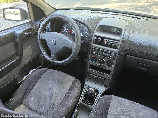 Opel Astra Elegance — fotografia 3