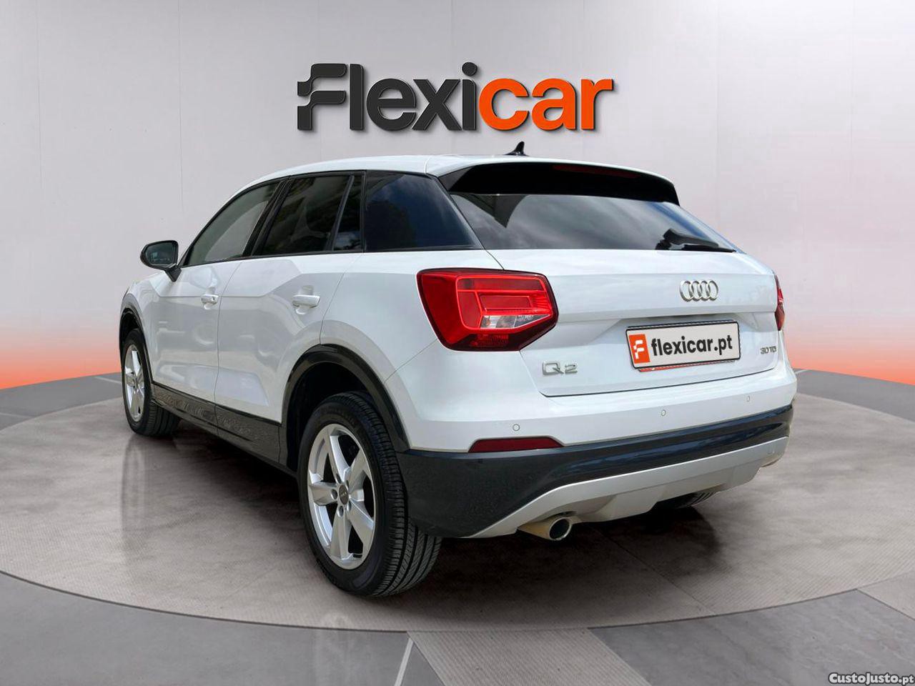 Audi Q2 30 TDI — fotografia 14