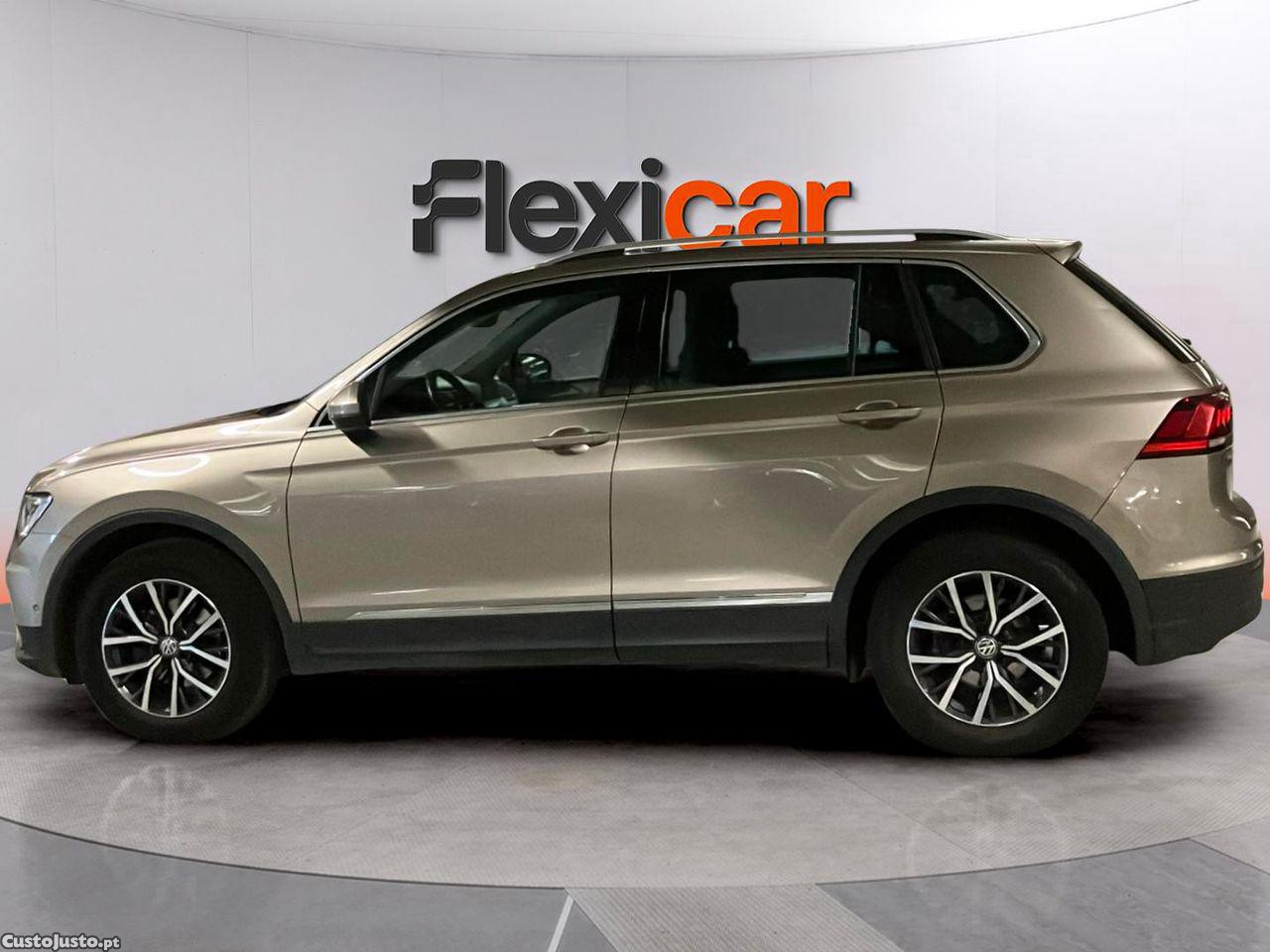 VW Tiguan 1.5 TSI Confortline - 20 foto 4