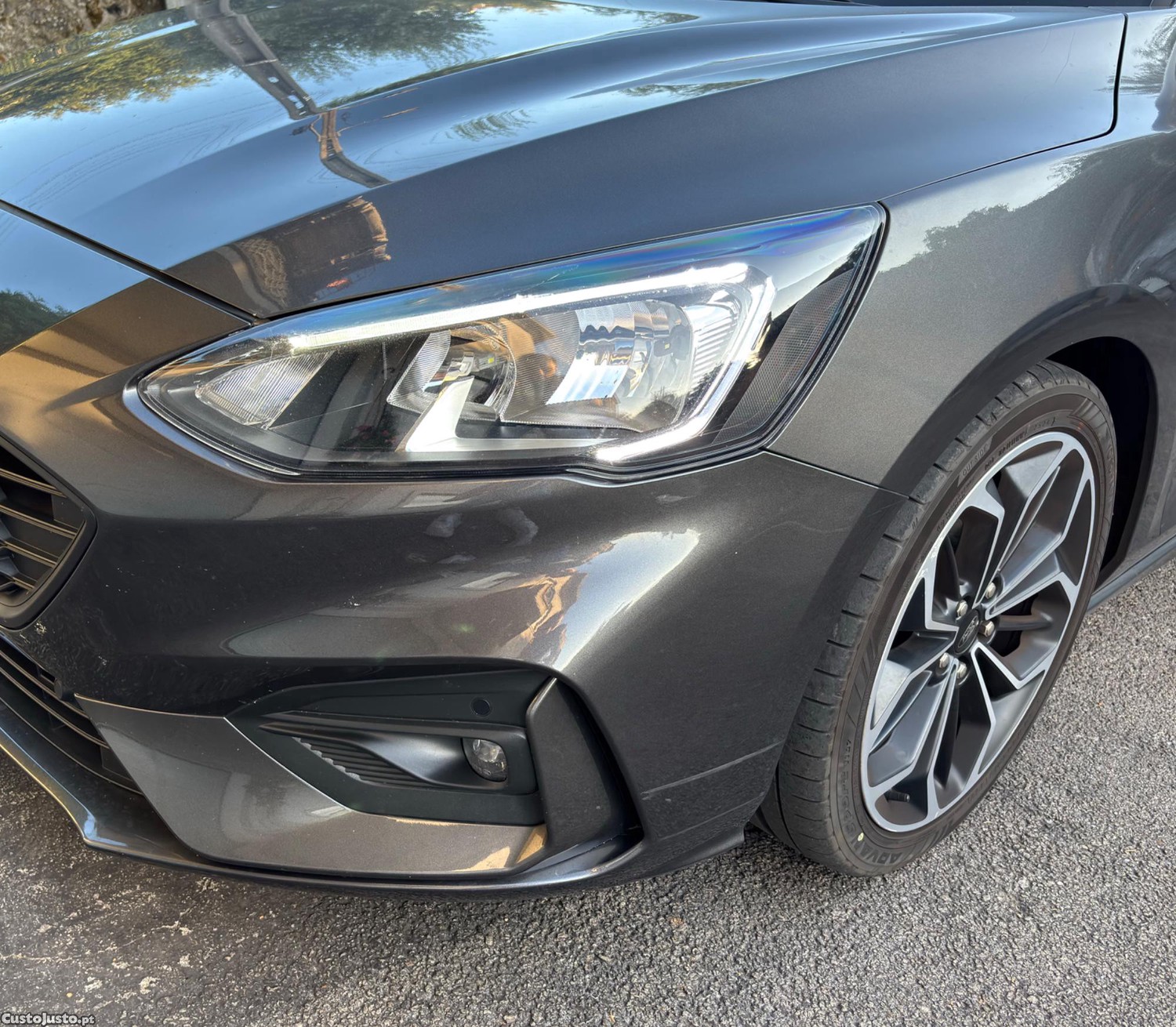 Ford Focus Ecoboost 1.0 st-line 125cv — fotografia 3