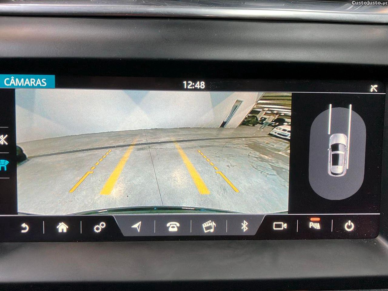 Jaguar E-Pace 2.0 i4D R-Dynamic — fotografia 12