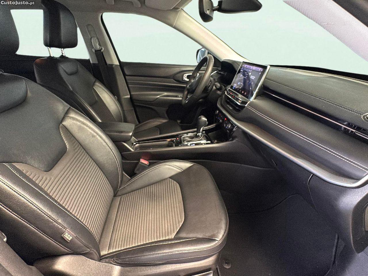 Jeep Compass 1.3 TG Limited — fotografia 3