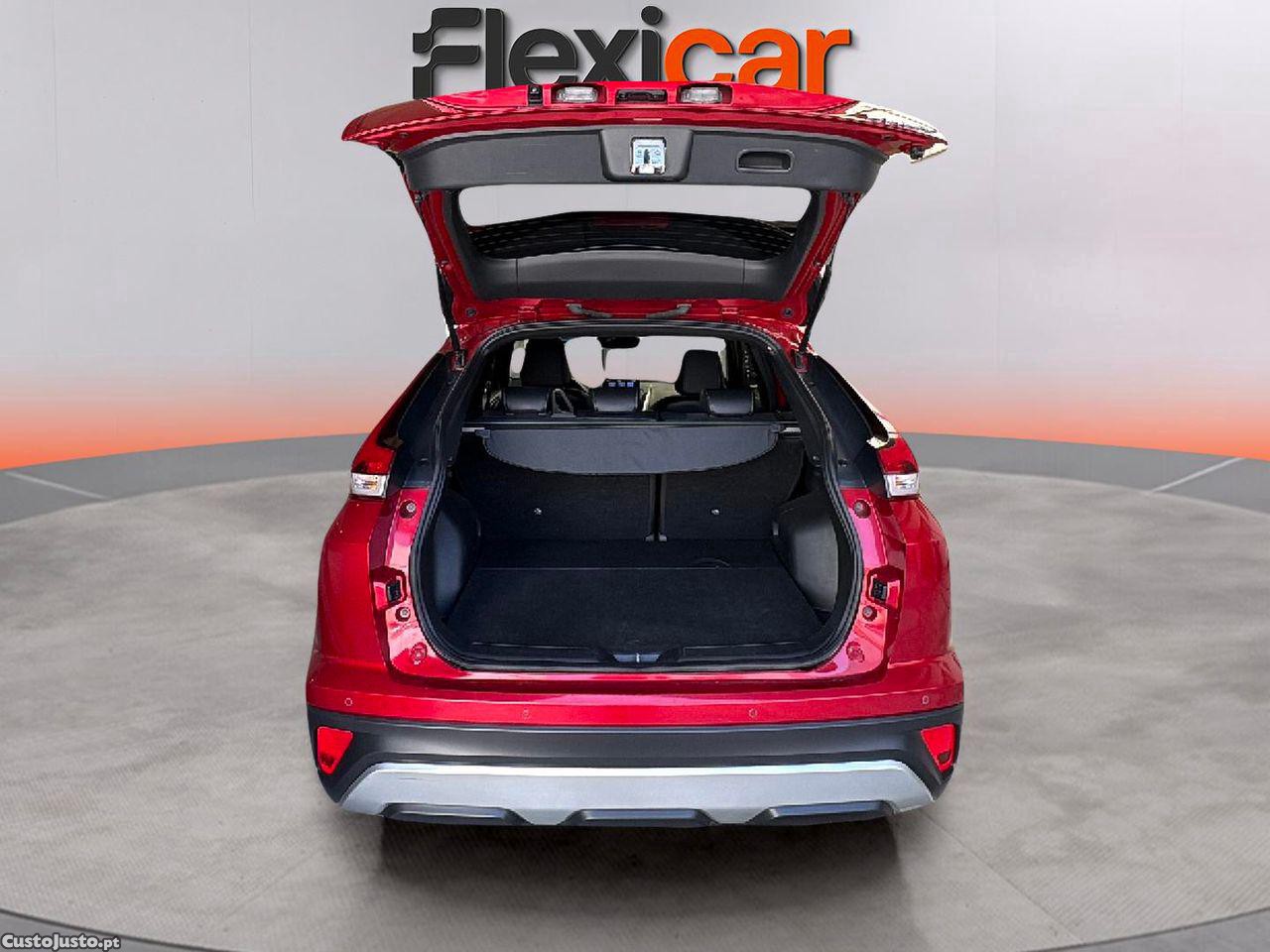 Mitsubishi Eclipse Cross 2.4 PHEV eMotion — fotografia 11