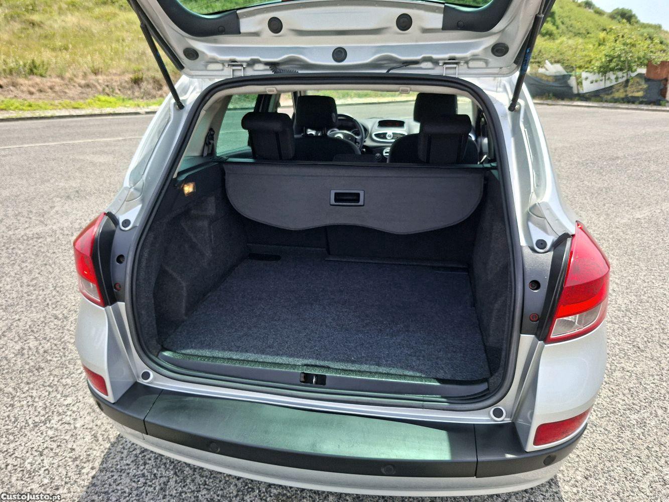 Renault Clio 1.5 Dci 85cv c/ Revisão — fotografia 2