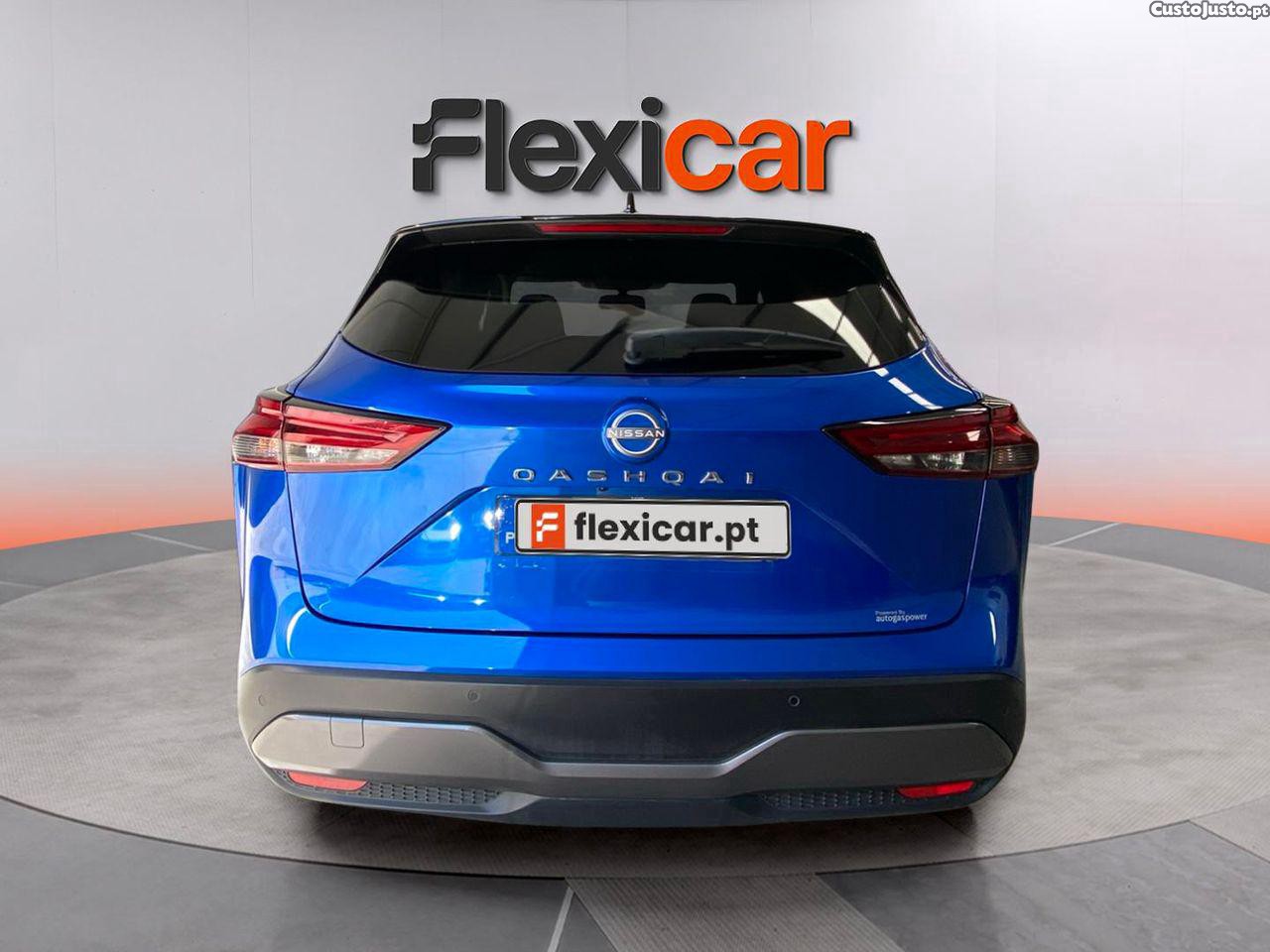 Nissan Qashqai 1.3 DIG-T N-Connecta — fotografia 13