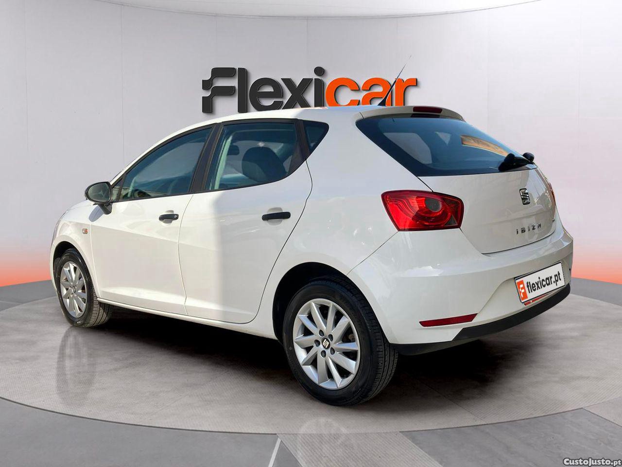 SEAT Ibiza 1.4 TDI Style — fotografia 14