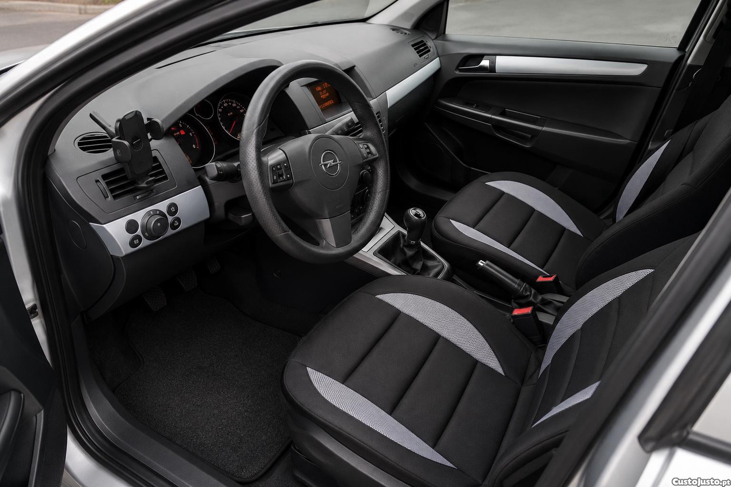 Opel Astra Station Wagon — fotografia 3