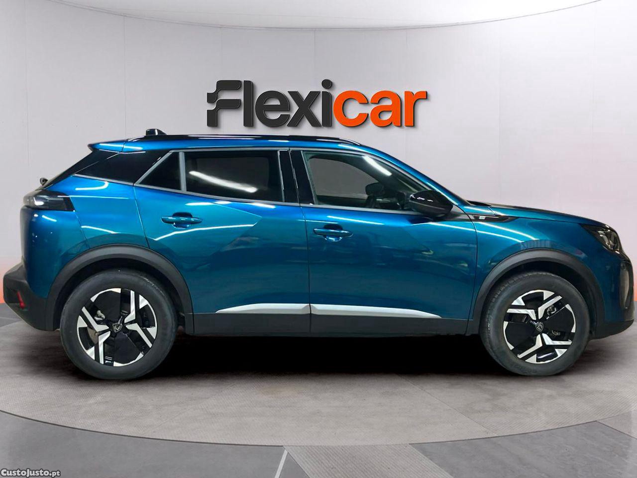 Peugeot 2008 54 kWh Allure — fotografia 15