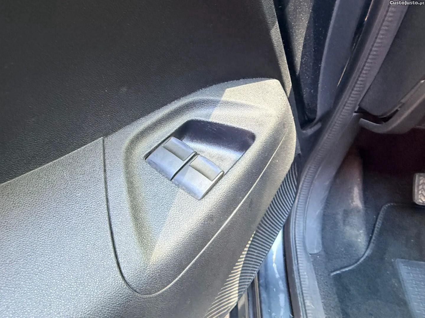 Peugeot 108 Outro — fotografia 4