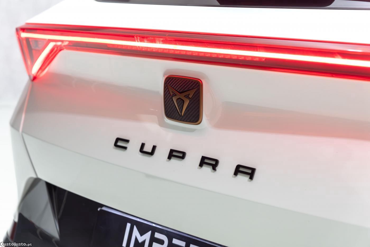 CUPRA Formentor 1.4 e-Hybrid DSG VZ — fotografia 6