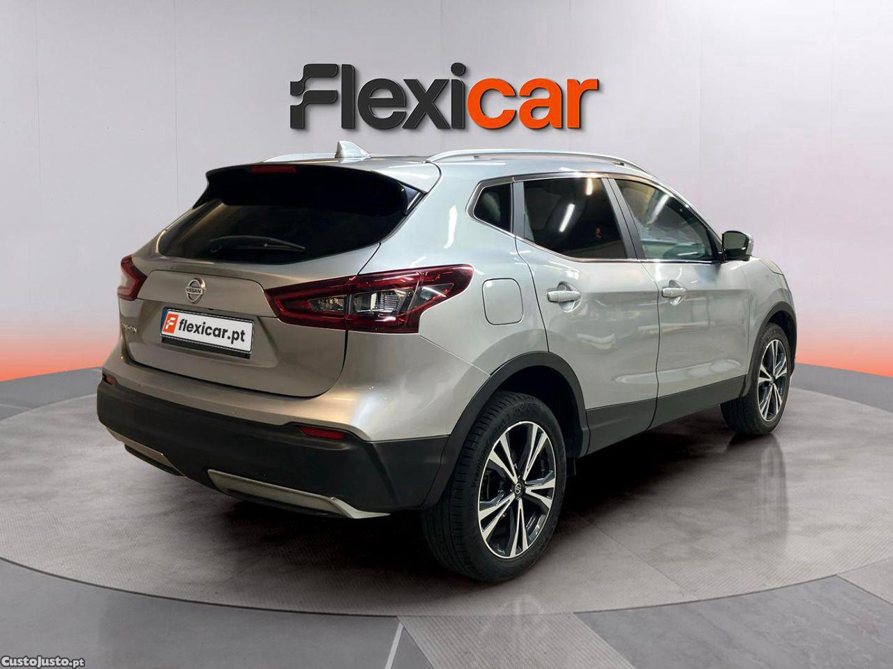 Nissan Qashqai 1.3 DIG-T N-Connecta J18 — fotografia 21