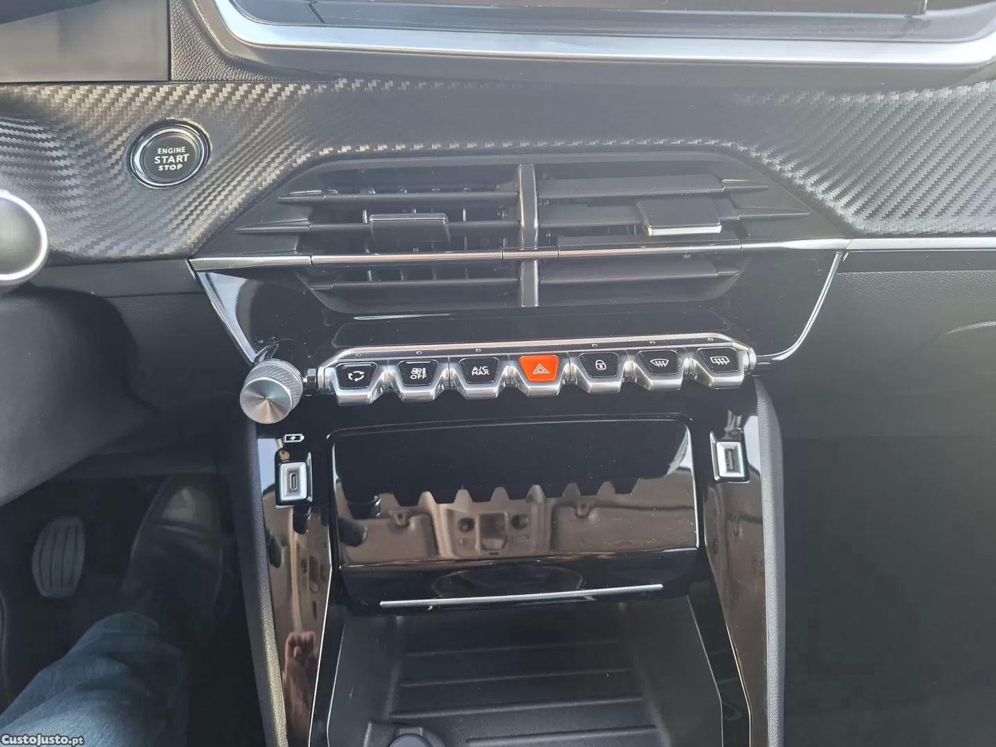 Peugeot 208 1.2 puretech allure pack — fotografia 5