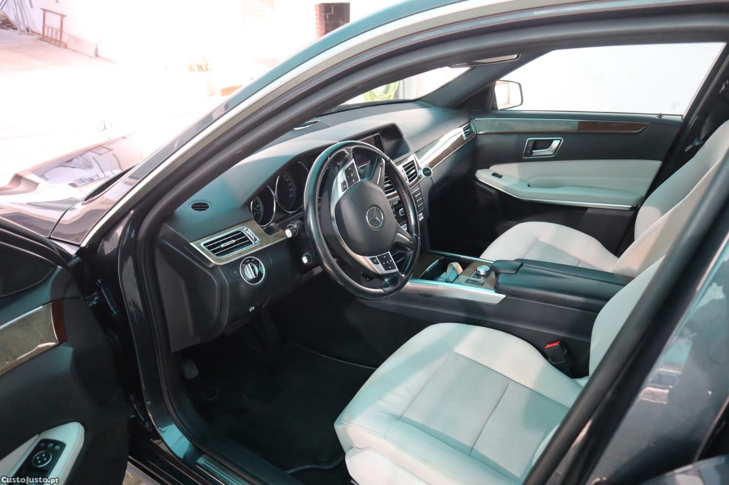 Mercedes-Benz E 220 Elegance — fotografia 10