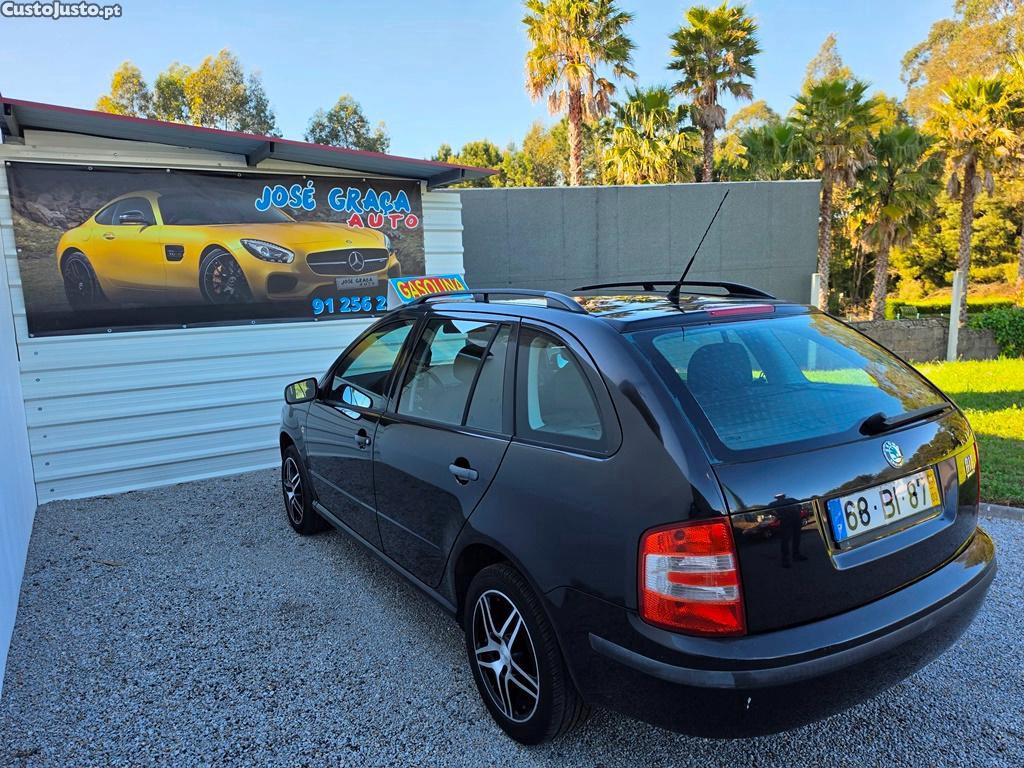 Skoda Fabia 1.2i 12v 100.000km 03/2006 — fotografia 9