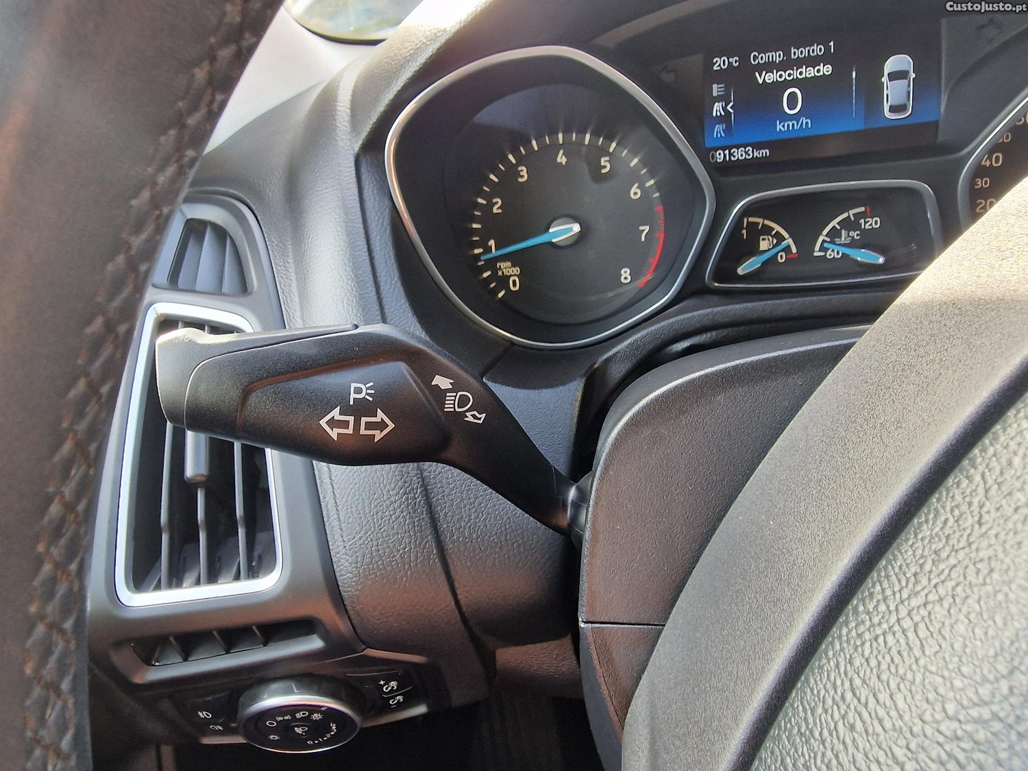 Ford Focus SW 1.0 ECOBOOST BUSINESS 125CV — fotografia 7