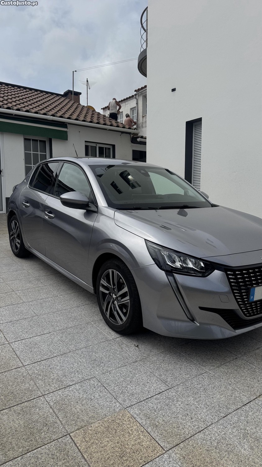 Peugeot 208 Allure — fotografia 4
