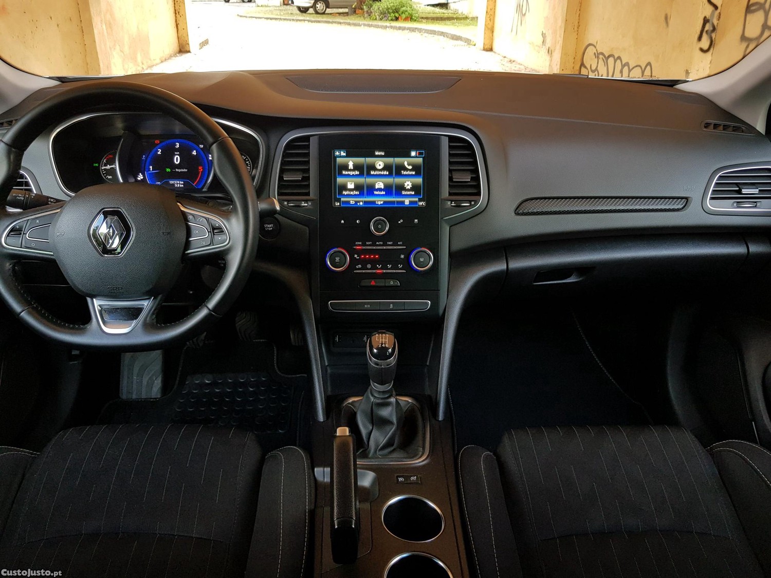 Renault Mégane Sport Tourer 1.5 dCi 115cv Nacional — fotografia 15