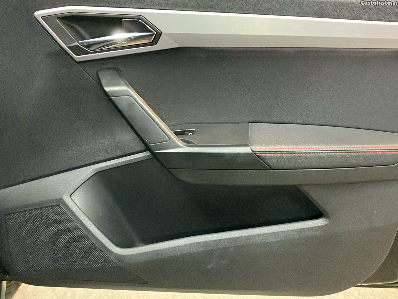 SEAT Arona 1.0 TSI FR — fotografia 5