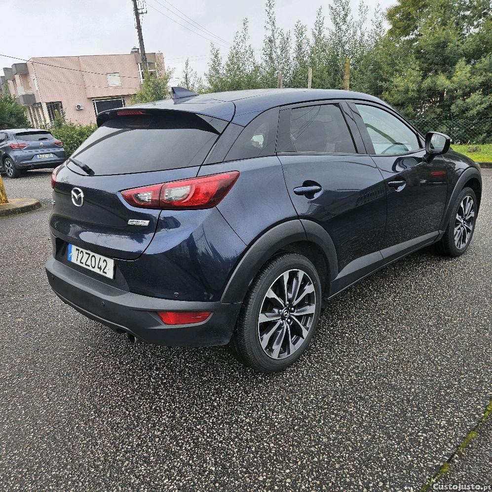 Mazda CX-3 1.8 D — fotografia 8